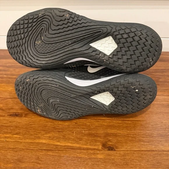 Nike Women’s Court Air Zoom Vapor Care 4 Lace Up Tennis Shoes Size 9.5 - Picture 7 of 8